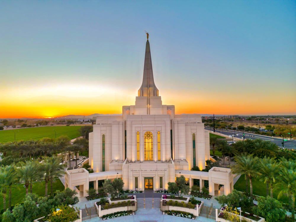 The Gilbert Arizona Temple at sunset.