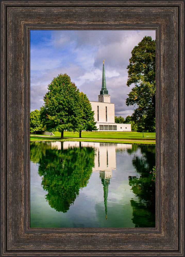 London Temple - Reflection