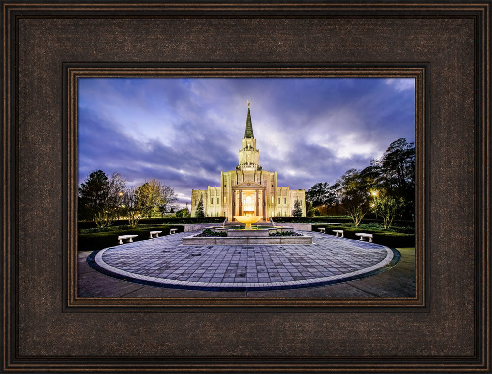 Houston Temple - Circle Courtyard
