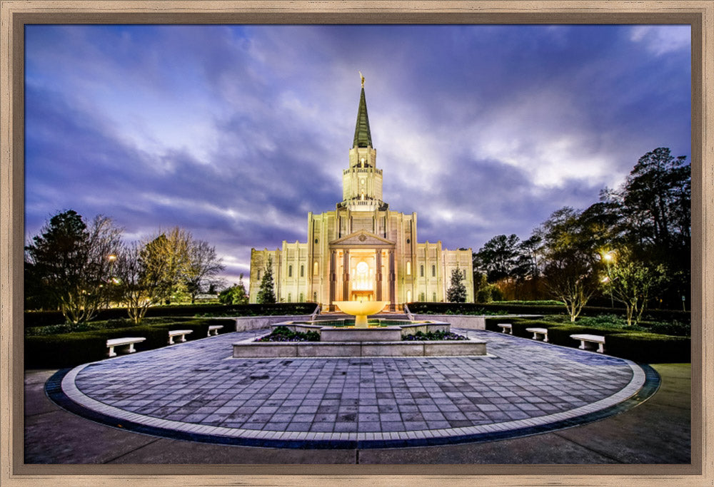 Houston Temple - Circle Courtyard