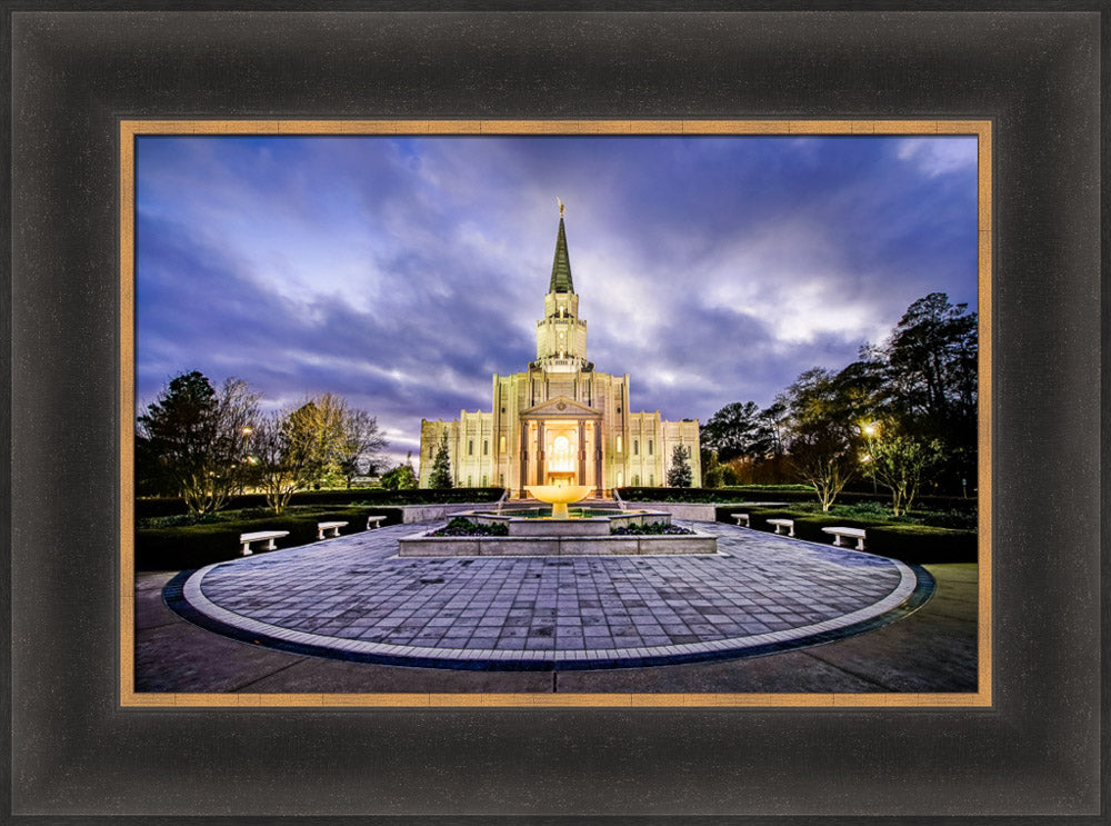 Houston Temple - Circle Courtyard