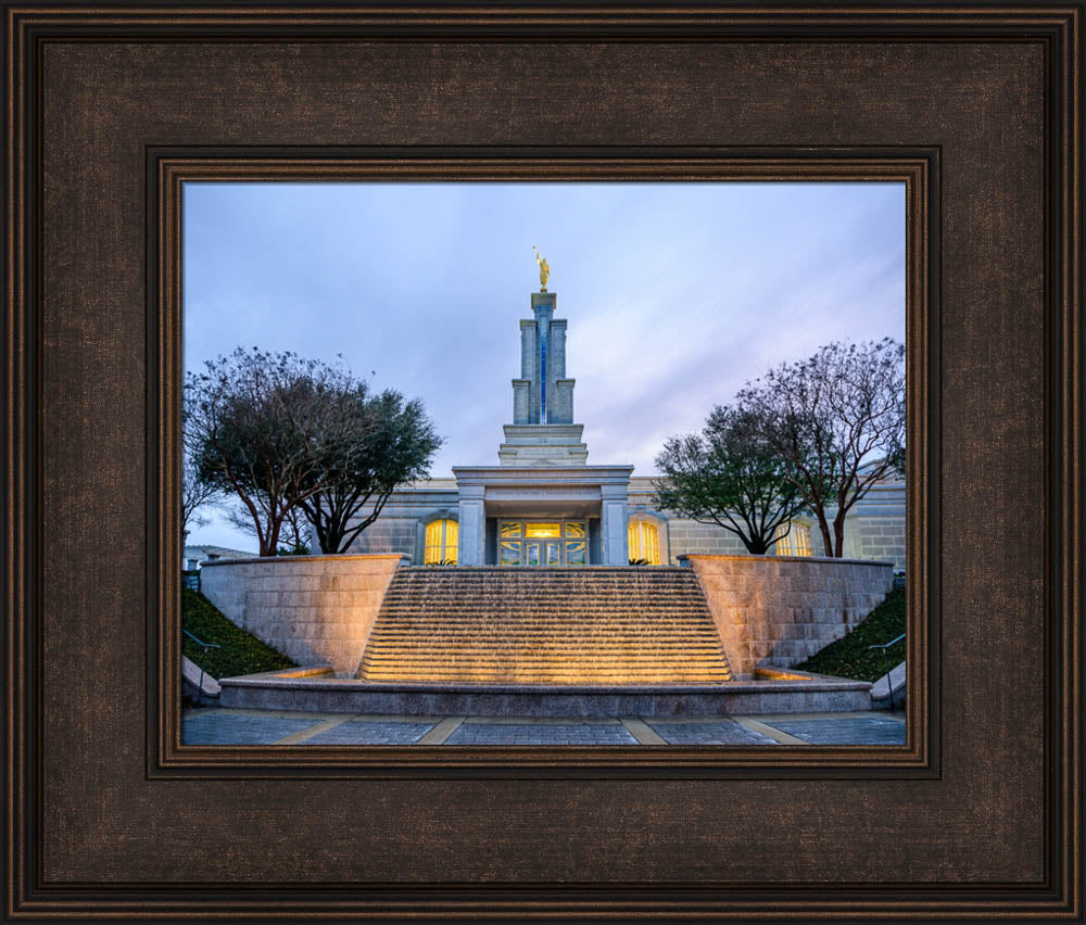 San Antonio Temple - Fountain from the Front