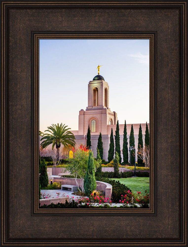 Newport Beach Temple - Vertical Vegitation
