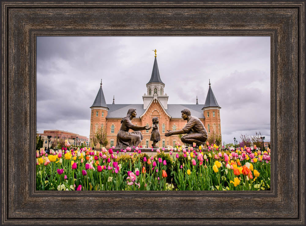 Provo City Center Temple - Springtime Family