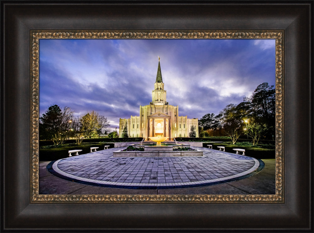 Houston Temple - Circle Courtyard