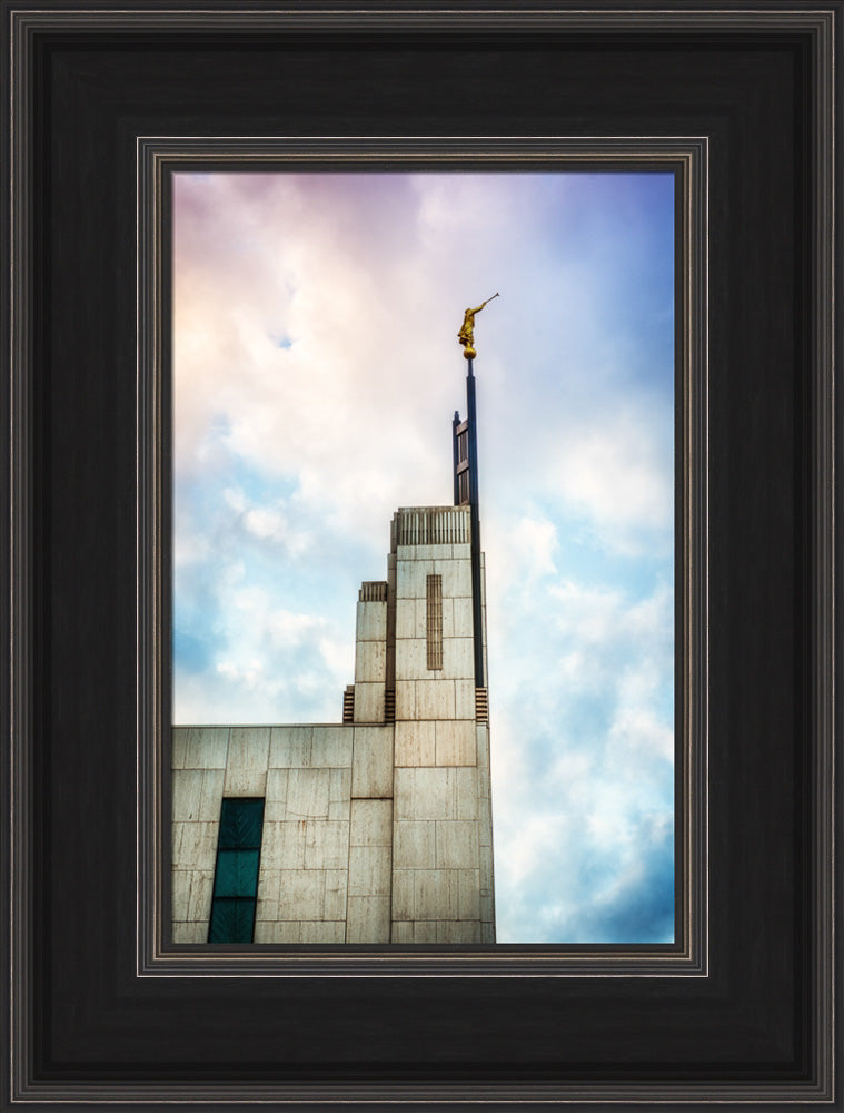 Manhattan Temple - Spire