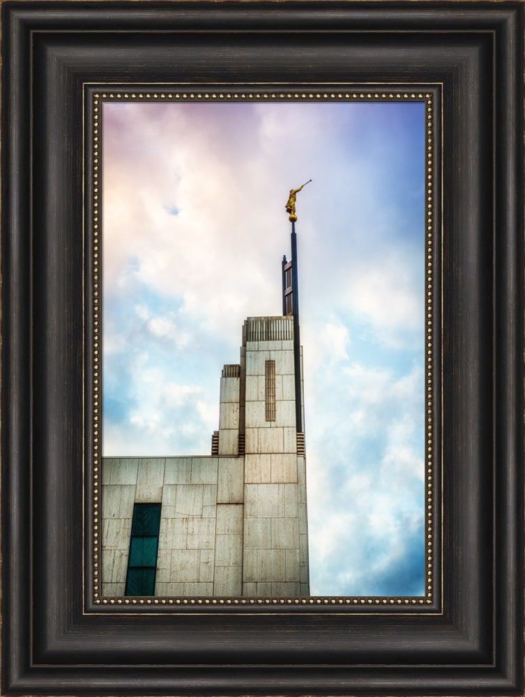 Manhattan Temple - Spire