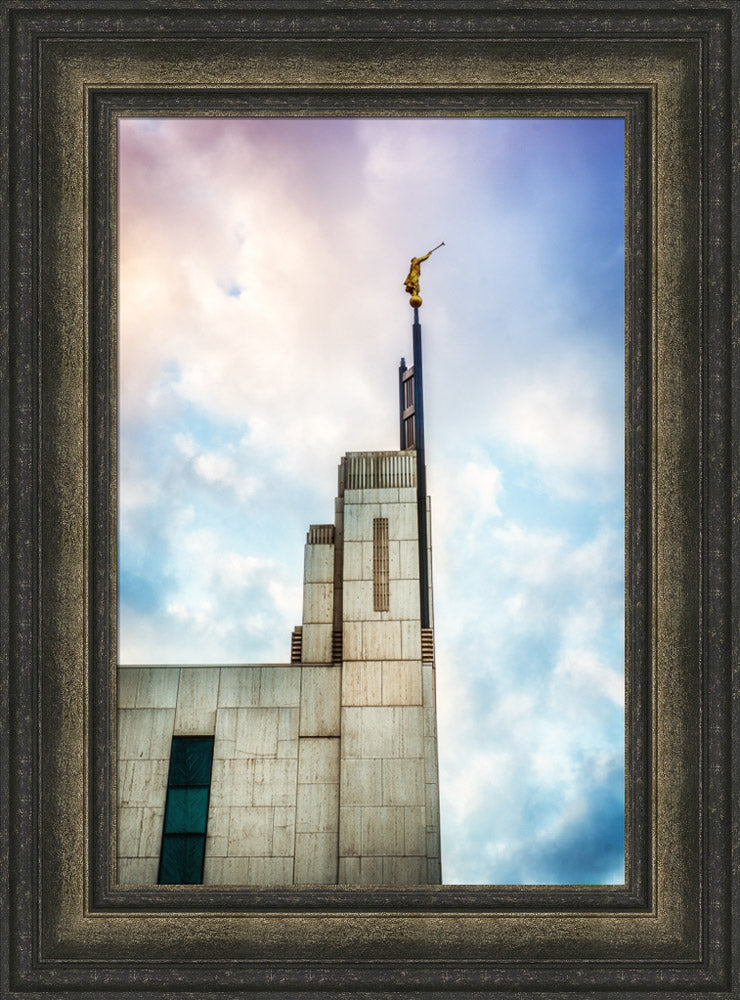 Manhattan Temple - Spire