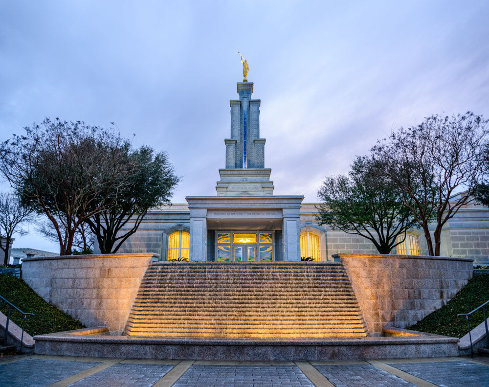 San Antonio Temple - Fountain from the Front