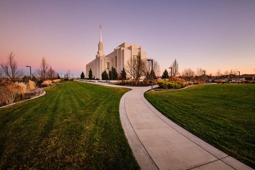 Twin Falls Temple - The Path to the Temple