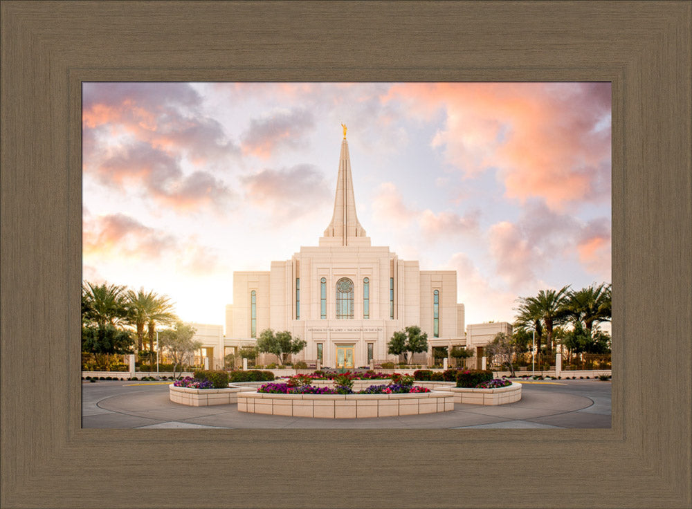 Gilbert Temple - Glorious by Evan Lurker