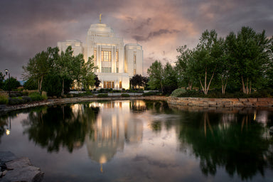 The Meridian Idaho Temple reflected on the water.