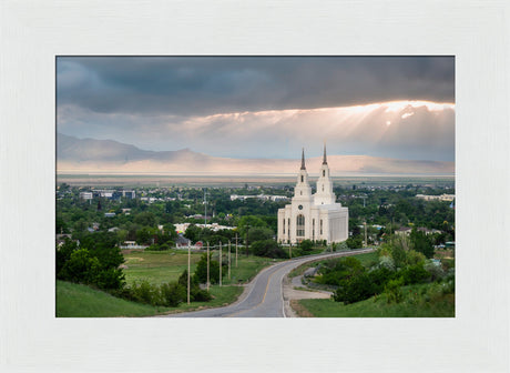 Layton Temple - A Royal View - framed giclee canvas