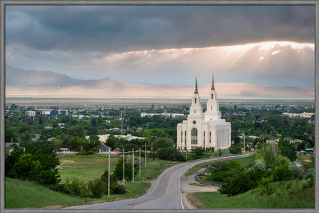 Layton Temple - A Royal View - framed giclee canvas