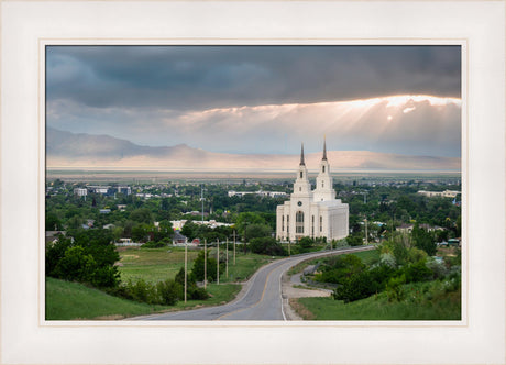 Layton Temple - A Royal View - framed giclee canvas