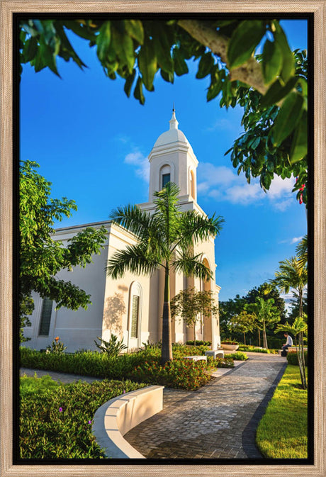San Juan Puerto Rico Temple - Pathway