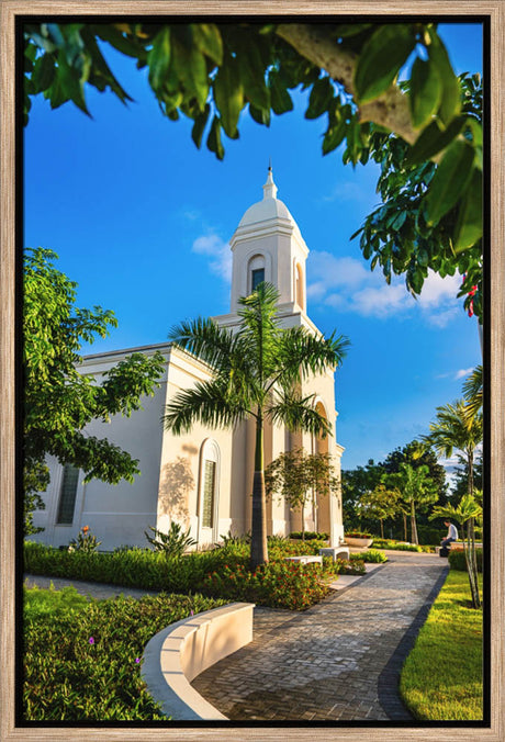 San Juan Puerto Rico Temple - Pathway