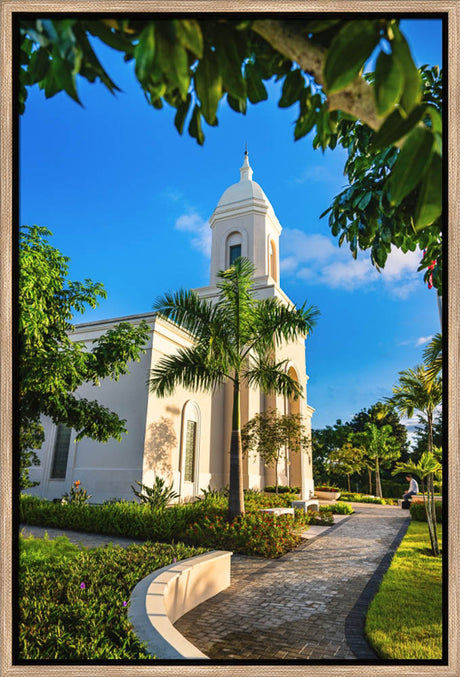 San Juan Puerto Rico Temple - Pathway