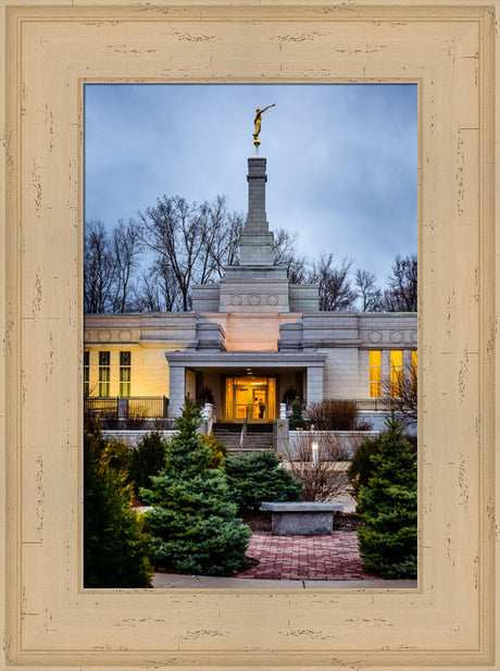 St Paul Temple - Bench by Scott Jarvie