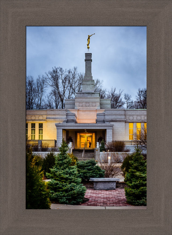 St Paul Temple - Bench by Scott Jarvie